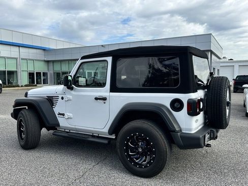 Used 2022 Jeep Wrangler Sport S image 26