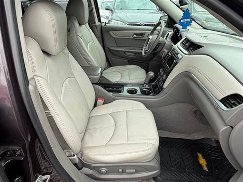 Used 2015 Chevrolet Traverse LT AWD/4WD image 15