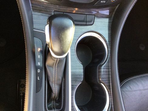 Used 2016 Buick Envision Premium AWD/4WD image 39