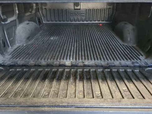 Used 2019 GMC Sierra 1500 SLE w/ SLE Value Package AWD/4WD image 37