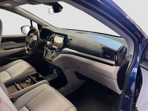 Used 2024 Honda Odyssey Touring image 32
