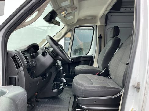 Used 2022 RAM ProMaster 2500 FWD image 12