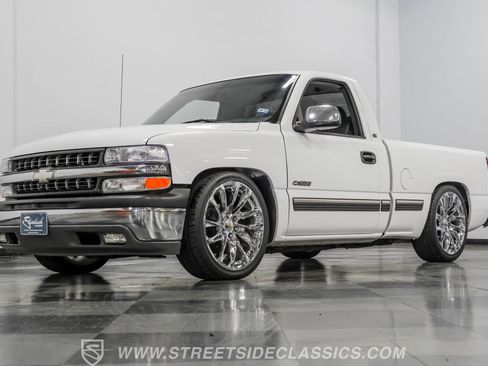 Used 2000 Chevrolet Silverado 1500 LS image 19