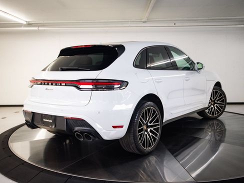 Certified 2023 Porsche Macan AWD/4WD image 7