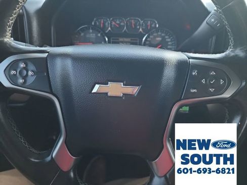 Used 2018 Chevrolet Silverado 1500 LT w/ All Star Edition image 19