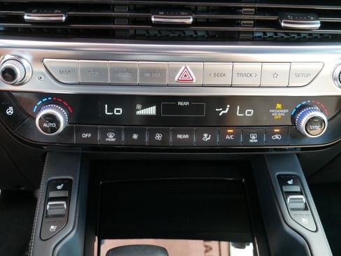 Certified 2022 Kia Telluride SX w/ SX Prestige Package AWD/4WD image 23