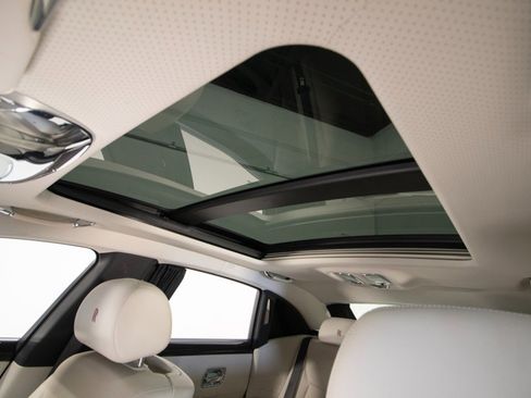 Used 2015 Rolls-Royce Ghost Extended Wheelbase RWD image 45