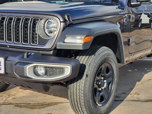 New 2026 Jeep Gladiator Sport image 9