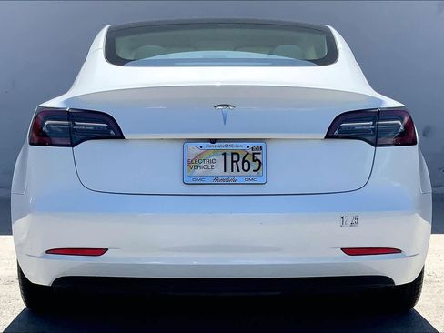 Used 2023 Tesla Model 3 Standard Range RWD image 5