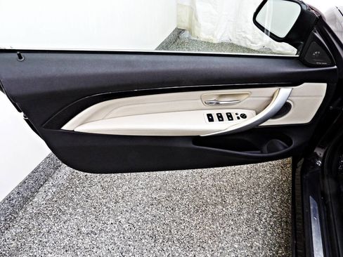 Used 2017 BMW 430i xDrive Convertible image 13