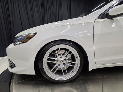 Used 2017 Acura ILX w/ Premium Package image 43