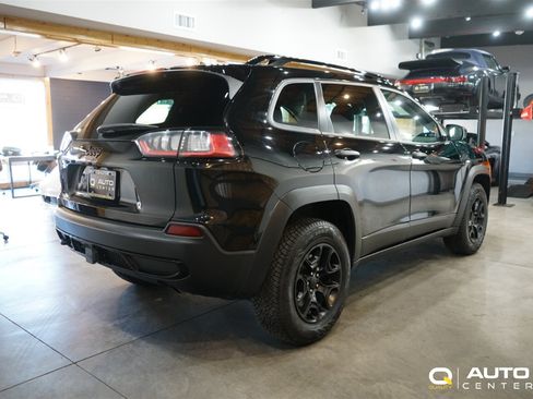Used 2022 Jeep Cherokee Sport AWD/4WD image 5