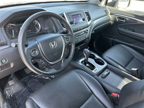 Used 2017 Honda Ridgeline RTL image 26