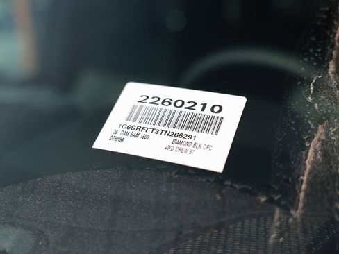 New 2026 RAM 1500 4x4 Crew Cab image 33