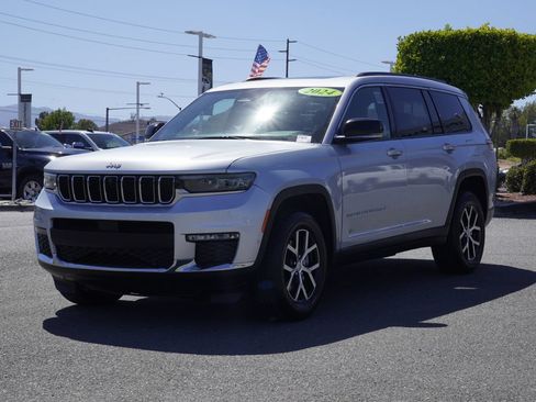 Used 2024 Jeep Grand Cherokee L Limited w/ Luxury Tech Group II AWD/4WD image 8