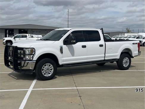 Used 2019 Ford F250 XLT AWD/4WD image 1
