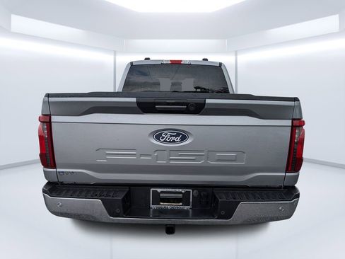 Used 2024 Ford F150 XLT w/ Tow/Haul Package image 4