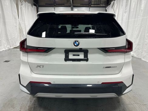 Used 2025 BMW X1 xDrive28i image 6