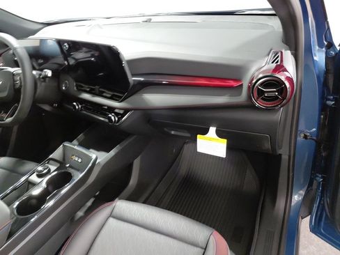 New 2026 Chevrolet Equinox RS w/ Convenience Package III image 23