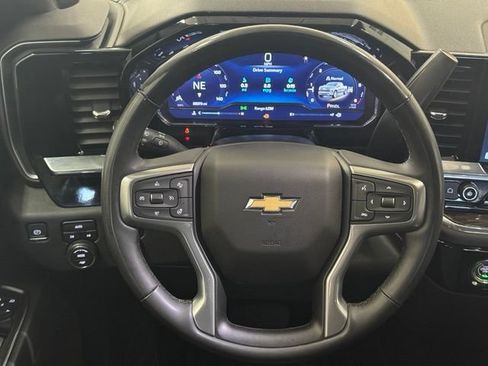 Certified 2023 Chevrolet Silverado 1500 LT AWD/4WD image 10