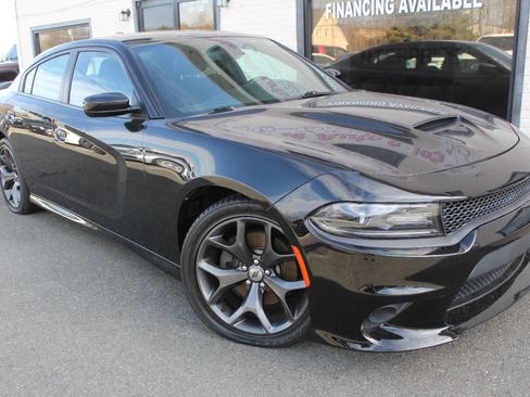 Used 2019 Dodge Charger GT image 11