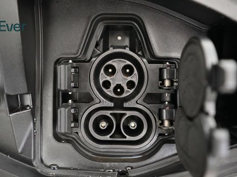 Used 2024 Nissan Ariya EVOLVE+ e-4ORCE image 25