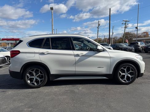 Used 2016 BMW X1 xDrive28i image 4