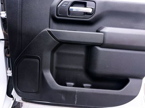 Used 2025 GMC Sierra 2500 Pro RWD image 27