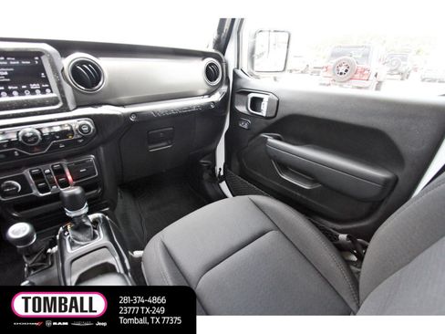 Used 2023 Jeep Wrangler Unlimited w/ Cold Weather Group AWD/4WD image 11