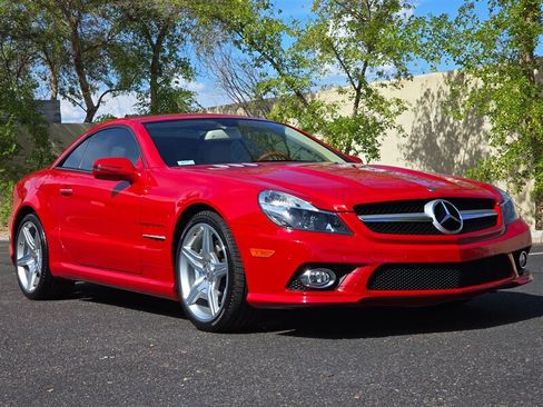 Used 2009 Mercedes-Benz SL 550 image 3
