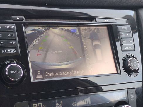 Used 2017 Nissan Rogue SV w/ Sun & Sound Touring Package image 30