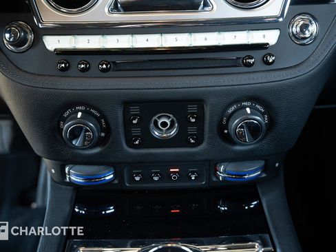 Used 2016 Rolls-Royce Ghost image 24
