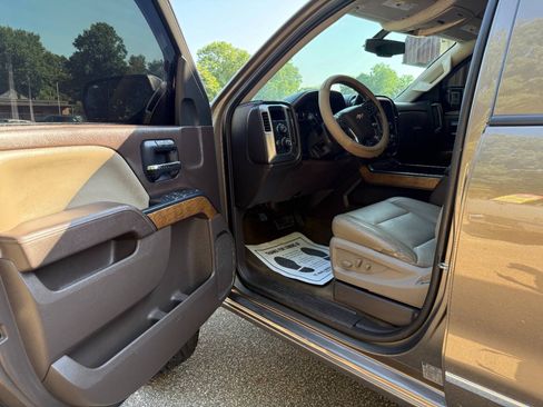 Used 2014 Chevrolet Silverado 1500 LTZ AWD/4WD image 12