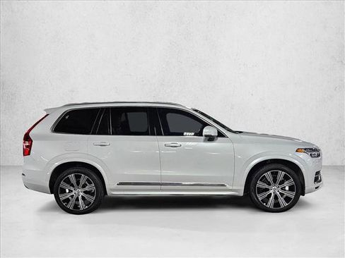 Used 2021 Volvo XC90 T8 Inscription w/ Advanced Package image 4