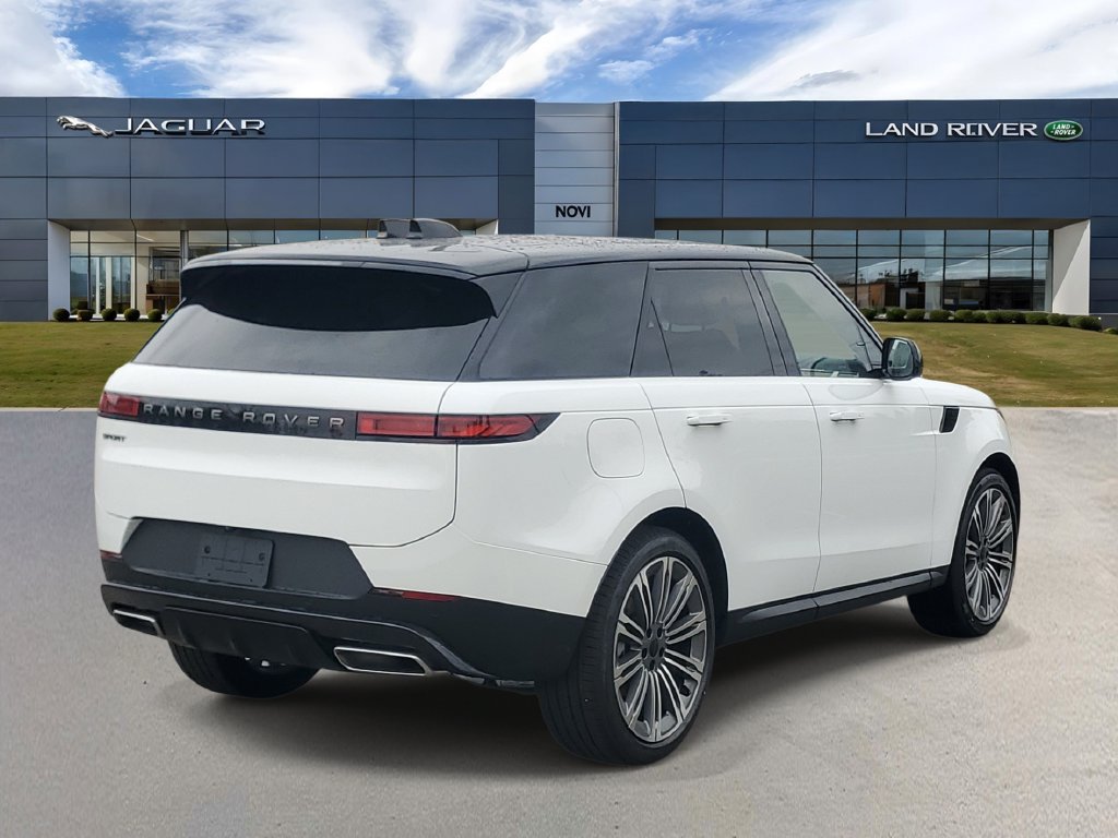 New 2027 Land Rover Range Rover Sport SE AWD/4WD image 3