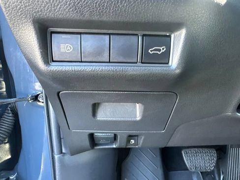 Used 2025 Toyota Grand Highlander AWD image 17
