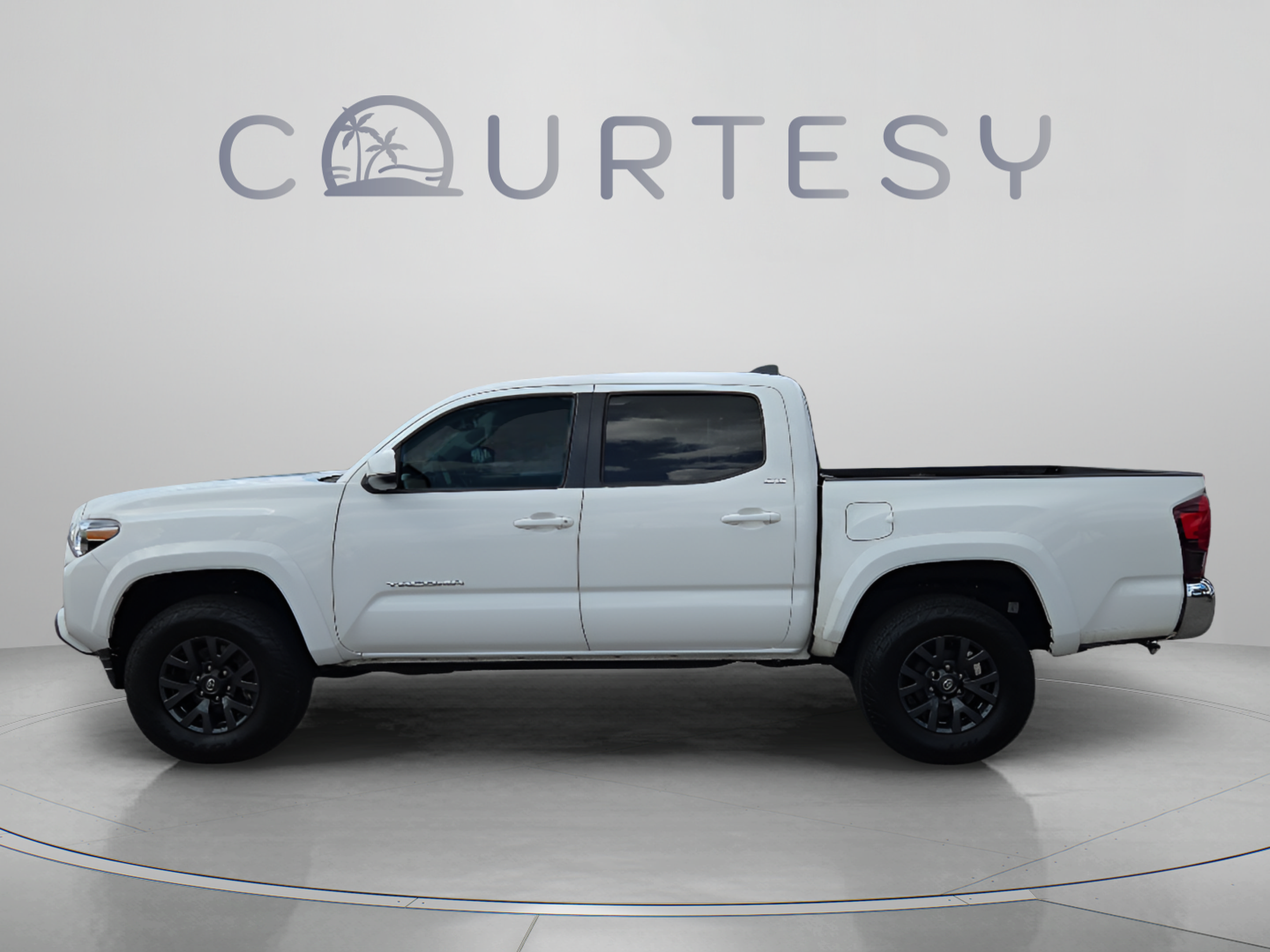 Certified 2023 Toyota Tacoma SR5 RWD image 2