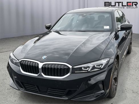 Used 2025 BMW 330i Sedan w/ Premium Package RWD image 3
