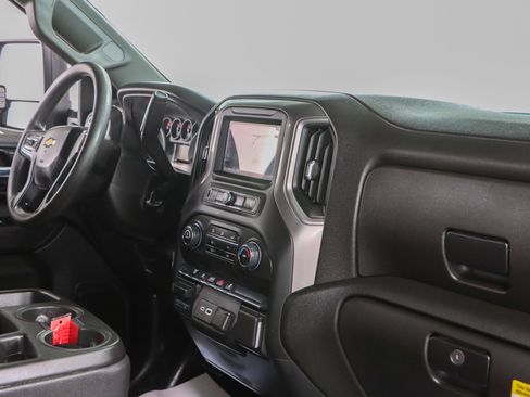 Used 2025 Chevrolet Silverado 3500 W/T w/ WT Convenience Package AWD/4WD image 27