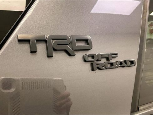 Used 2020 Toyota 4Runner TRD Off-Road Premium w/ Moonroof Package image 7