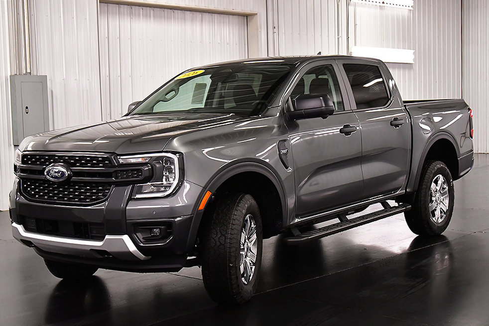 New 2026 Ford Ranger XLT w/ Equipment Group 301A High AWD/4WD image 3