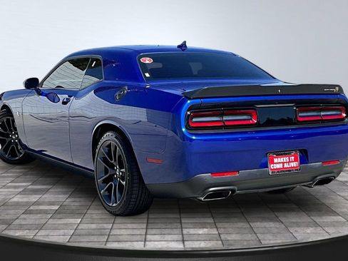 Used 2022 Dodge Challenger R/T Scat Pack w/ Shaker Package RWD image 21