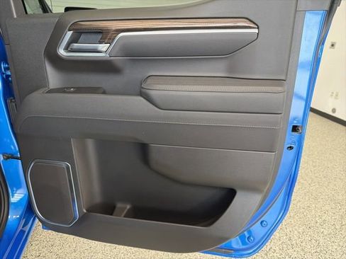 Used 2025 Chevrolet Silverado 1500 LT image 22