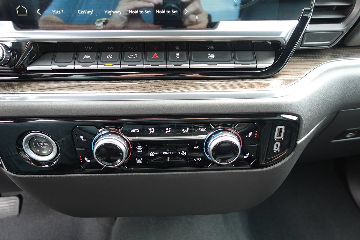 Used 2024 GMC Sierra 1500 Elevation AWD/4WD image 48