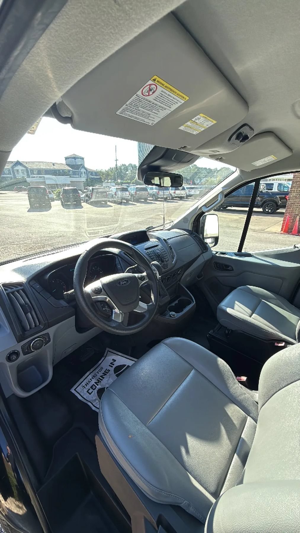 Used 2018 Ford Transit 350 XL RWD image 25