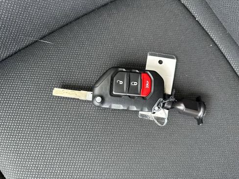 Used 2021 Jeep Gladiator Willys image 34