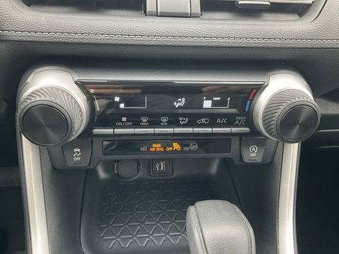 Used 2024 Toyota RAV4 LE image 15