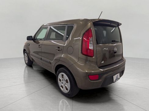 Used 2013 Kia Soul FWD image 18