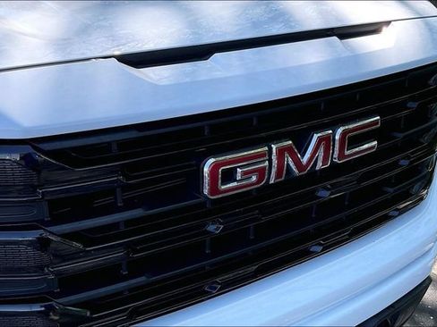 Used 2025 GMC Sierra 1500 Elevation AWD/4WD image 29