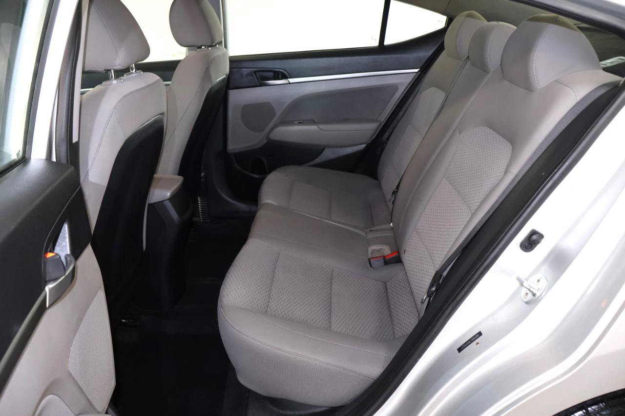 Used 2019 Hyundai Elantra SEL FWD image 18